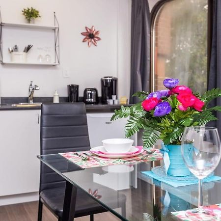 Modern 1Br Condo - Chinatown Near Little Italy 오타와 외부 사진