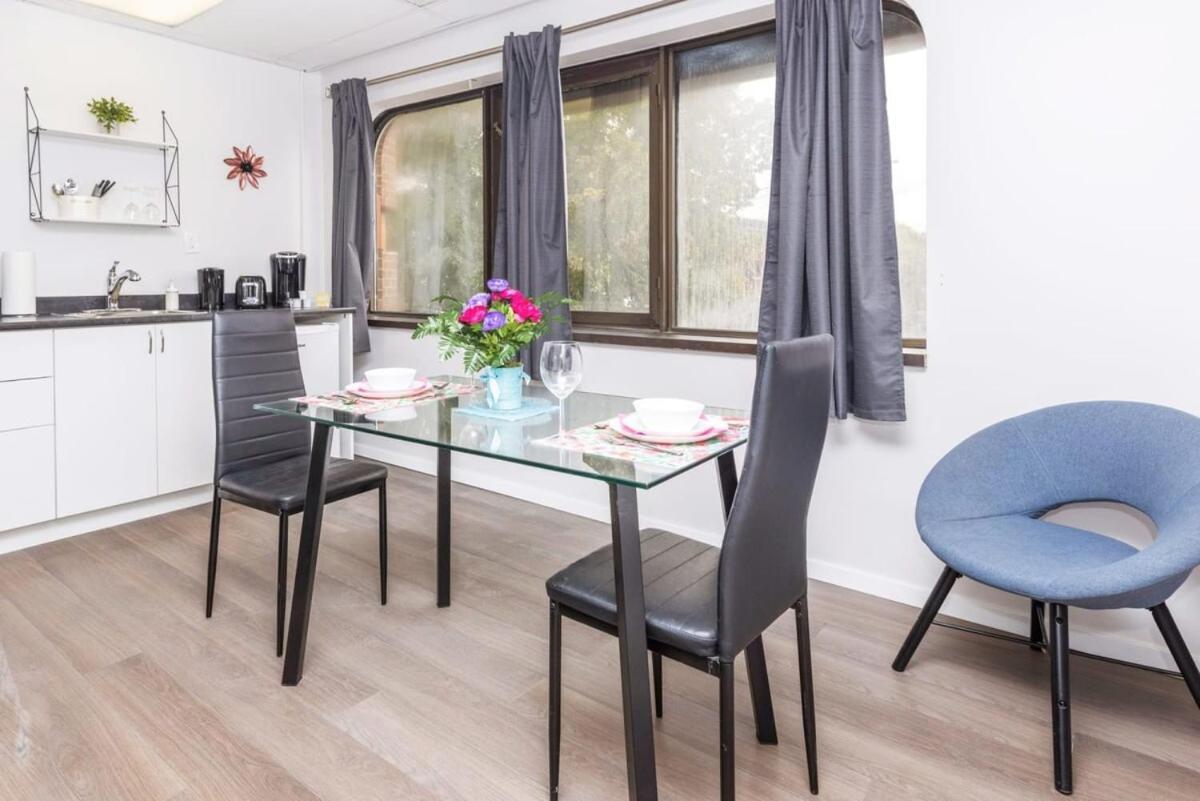 Modern 1Br Condo - Chinatown Near Little Italy 오타와 외부 사진