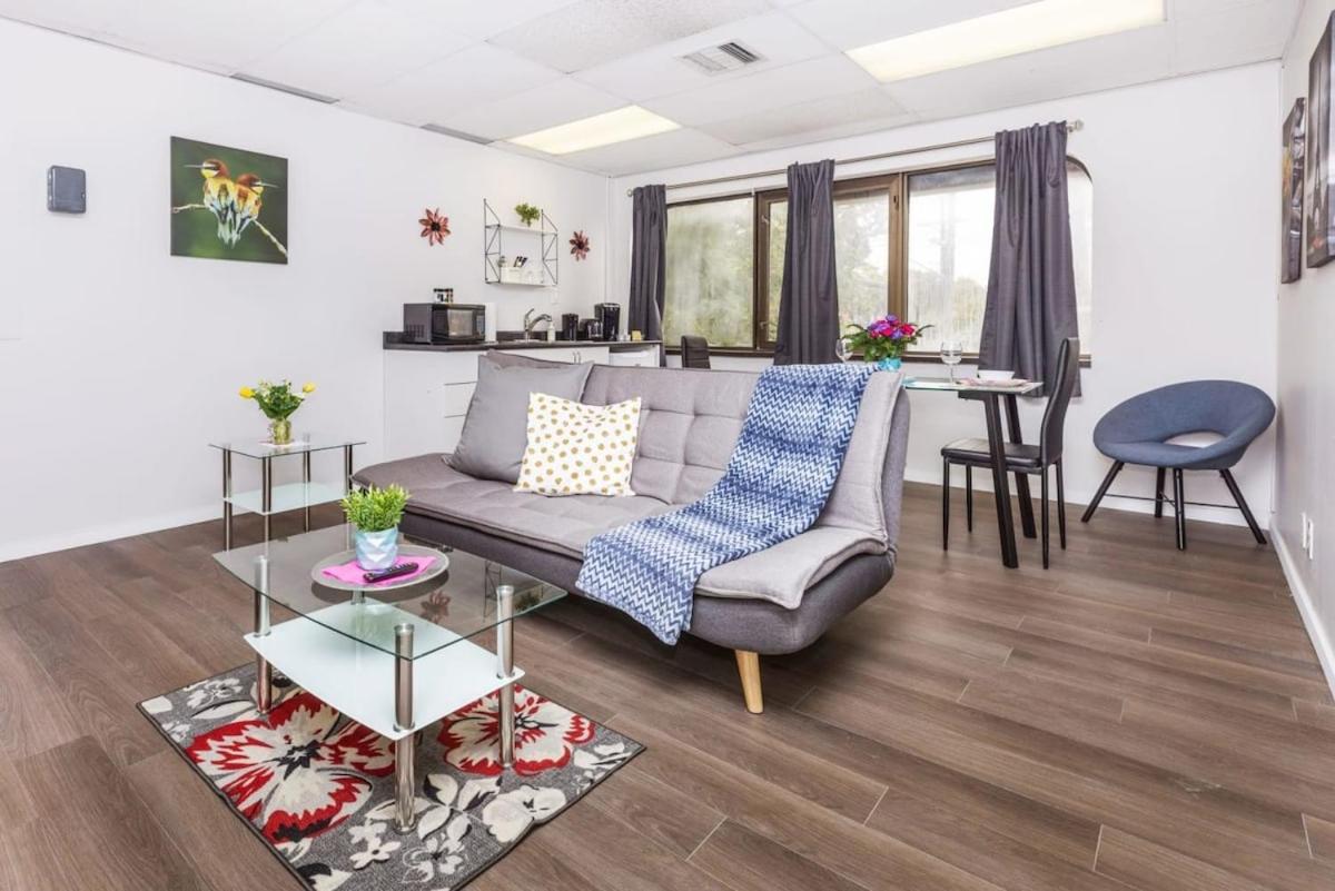 Modern 1Br Condo - Chinatown Near Little Italy 오타와 외부 사진